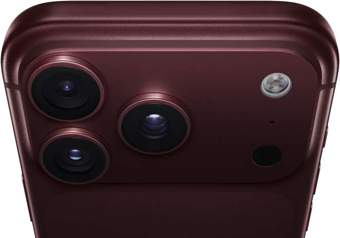 iPhone 18 Pro Max, Farbe Burgunder (Dunkelrot), Rückseite, Pro Fusion Kamera-System oben, 3 Objektive, Lamellen der variablen Blende teilweise geschlossen, Blitz, Mikrofon und LiDAR Scanner, Oberseite, Mobilfunkantenne, flache Seiten, gerundete Ecken